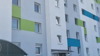 Expose Erstbezug nach Sanierung: großzügige Mietwohnung in der Mitterau
