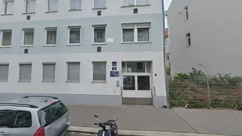 Expose JETZT GIBT´S MICH, MORGEN VIELLEICHT NICHT MEHR/ GENIALE HOFRUHELAGE 5 GEHMINUTEN ZUM SPITZ/AMTSHAUS/ BALKONEIGENTUMSHIT