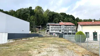 Expose Gut gelegenes Grundstück im Industriegebiet Klosterneuburg zu VERMIETEN
