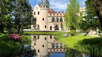 Expose Villa mit Schlossarchitektur Nähe Burghausen