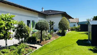 Expose Attraktiver Bungalow mit zwei getrennten Wohneinheiten in Schalchen