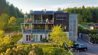 Expose Seltenes Juwel: Haus am Aichwaldsee mit Privatstrand und Bergblick - Exklusiver Wohntraum zwischen Wörthersee und Faaker See
