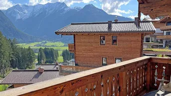 Expose Attraktives Ferienimmobilien-Investment: Nationalpark-Chalet am Großvenediger mit Bergpanorama und Ski-In/Ski-Out