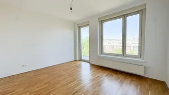 Expose Vollrenovierte 4-Zimmer-Wohnung auf der Hadikgasse mit Balkon und Garten