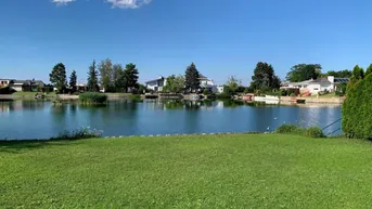 Expose WOHNEN DIREKT AM SEE - EIGENGRUND
