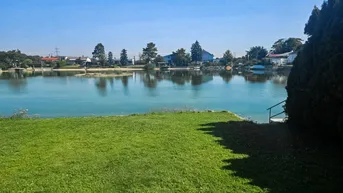 Expose WOHNEN DIREKT AM SEE - EIGENGRUND