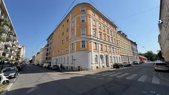 Expose Achtung Pflegewohnung Altbau neu saniert und möbliert 103m² mit Einliegerwohnung für Pflegepersonal