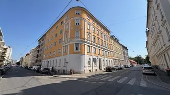 Expose Nähe Augarten neu sanierte Altbauwohnung 