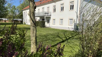 Expose ERSTBEZUG nach RENOVIERUNG + BÜRO+ SCHÖNER BLICK in den GARTEN!