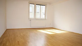 Expose Nähe BENNOPLATZ + PERFEKT für ZWEI + absolut HELL und SONNIG + 6. Stock mit Lift!