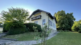 Expose PREISREDUKTION + ALTVILLA + FERNSICHT + SONNIG + schöner GARTEN + PERFEKTE Einteilung!
