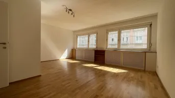 Expose ERSTBEZUG nach Renovierung + PERFEKT für Singles + RUHIG + nächst Yppenmarkt!