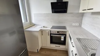 Expose Neu sanierte 2 Zimmer Wohnung mit Einbauküche