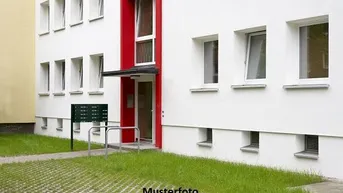 Expose +++ Mehrfamilienhaus mit Balkon +++