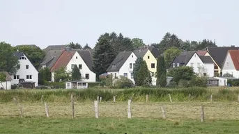 Expose 2-Familienhaus mit Carport