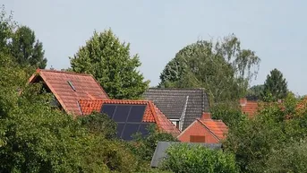 Expose Großzügiges Einfamilienhaus mit 2 Garagen + Ihre Chance +