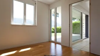 Expose +++ Einfamilienhaus mit Balkon und Doppelgarage+++