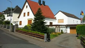 Expose Einfamilienhaus mit Nebengebäude