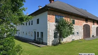 Expose Vierkanthof + provisionsfrei +