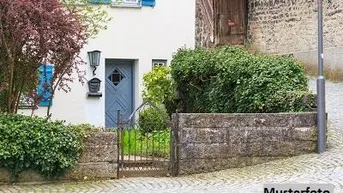 Expose Einfamilien-Doppelhaushälfte mit Terrasse