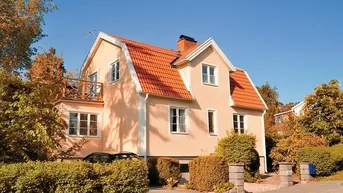 Expose +++ Großes 2-Familienhaus mit Doppelgarage +++