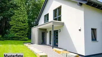 Expose Doppelhaushälfte mit großer Dachterrasse + provisionsfrei +
