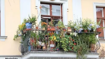 Expose 4-Zimmer-Wohnung mit Stellplatz