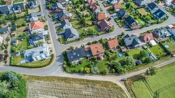 Expose Einfamilienhaus mit integr. Garage