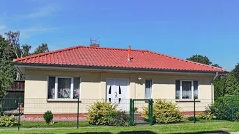 Expose Einfamilienhaus mit Doppelgarage