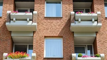 Expose Mehrfamilienhaus mit Geschäftslokal + provisionsfrei +