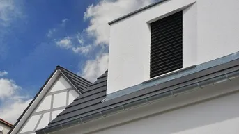 Expose +++ Große Wohnung mit Dachterrasse +++