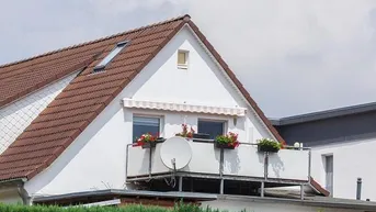 Expose 3-Zimmer-Dachgeschoßwohnung mit Balkon