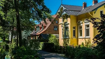 Expose Doppelhaushälfte mit großer Dachterrasse + provisionsfrei +