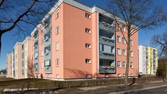 Expose Attraktives Zinshaus mit Wohn- und Gewerbeeinheiten