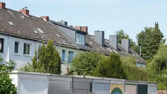 Expose Familienfreundliches Reihenhaus mit Keller, Hobbyraum und 2 Loggien