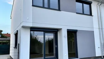 Expose Treten Sie ein! Doppelhaushälfte zwischen Lobau und U2! Provisionsfrei für den Käufer