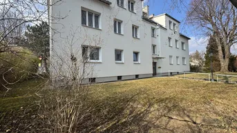 Expose Ruhige, sanierte 3-Zimmer-Wohnung mit Balkon &amp; Grünblick – ca. 81m² WNF | Klinik Hietzing | 1. Stock ohne Lift