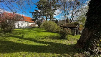 Expose Jugendstil trifft Naturidylle – Stilvolle Villa am Tor zum Wienerwald | Großer Garten | Keller und Dachboden ausgebaut