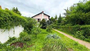 Expose Seltene Gelegenheit: 827 m² Grundstück mit sanierungsbedürftigem Einfamilienhaus in Top-Lage nahe Kagraner Platz (1220 Wien) | U-Bahnnähe