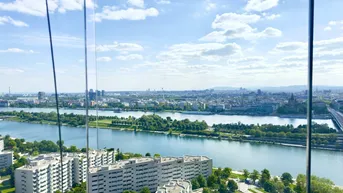 Expose Über den Dächern Wiens: 2-Zimmer-Loggiawohnung mit Panorama-Ausblick | 24. Stock | Blick auf die Innenstadt | Inkl. Eigener Tiefgaragenstellplatz