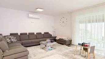 Expose Exklusives Einfamilienhaus: Ehemaliges Eigenheim vom Bauträger mit hochwertiger Ausstattung und bewohnbarem Keller I Voll klimatisiert