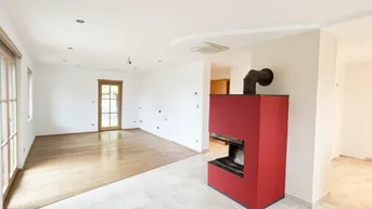 Expose Charmantes Einfamilienhaus mit Gartenidylle und moderner Ausstattung | PV | Solar | Klima