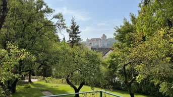 Expose Historisches Haus mit direktem Burgblick, großem Garten &amp; vielseitigem Potenzial – in Top-Lage Maria Enzersdorf!