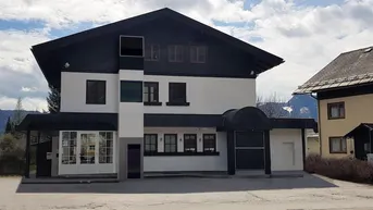 Expose Sonnige Dachgeschosswohnung im Ortskern mit Lift, Bergpanorama - touristische Vermietung möglich