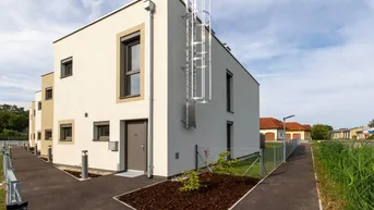 Expose Wunderschönes Eckreihenhaus mit rundum Grünblick 