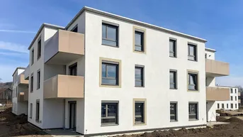 Expose ERSTBEZUG: Moderne Wohnung mit großen Garten