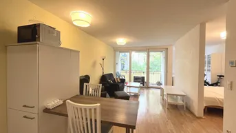 Expose Öffentlich sehr gut angebundene 1,5-Zimmer-Wohnung mit Loggia!