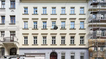 Expose Befristet vermietete 2-Zimmmer- Dachgeschosswohnung - 
Garten-/Hofseitig ausgerichtet!