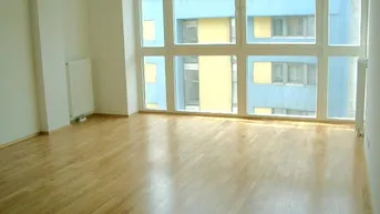 Expose Anlegerhit - Top aufgeteilte 3-Zimmer-Wohnung mit
ca. 4,5 % Bruttoanfangsrendite! 

