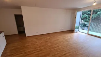 Expose Schöne 3-Zimmer-Wohnung mit Balkon+Garagenstellplatz in der Lorystraße
Nahe U3 und S-Bahn!